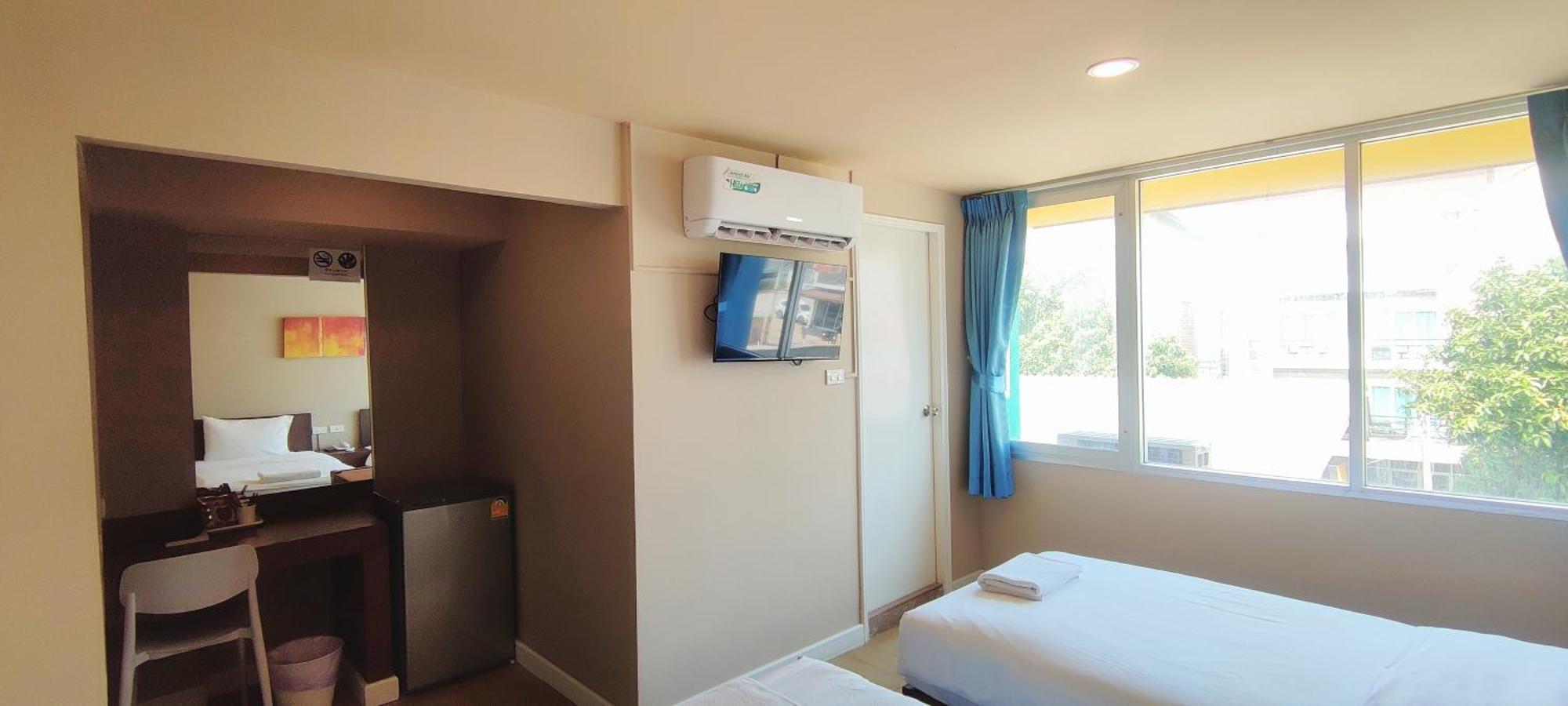 The Sea Bangsaen Hotel 외부 사진